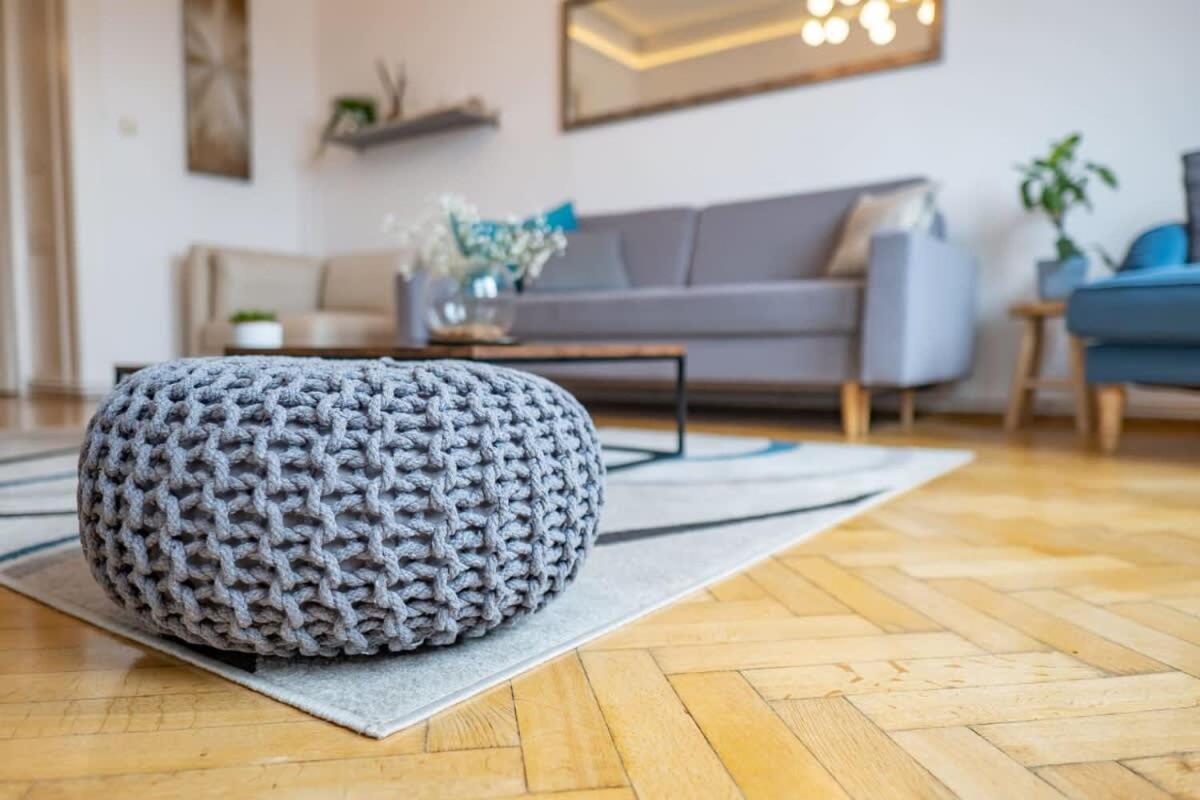 Chic Central Flat With River View Budapest Exterior photo